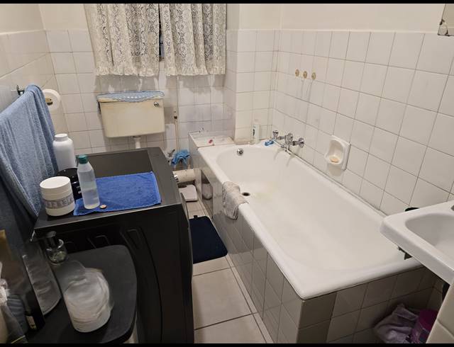 1 bed property for sale in MARLANDS
